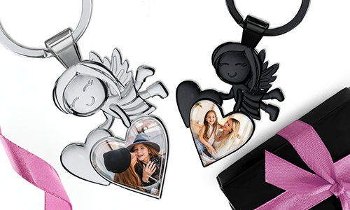 Guardian angel keychain with a shared photo in a heart